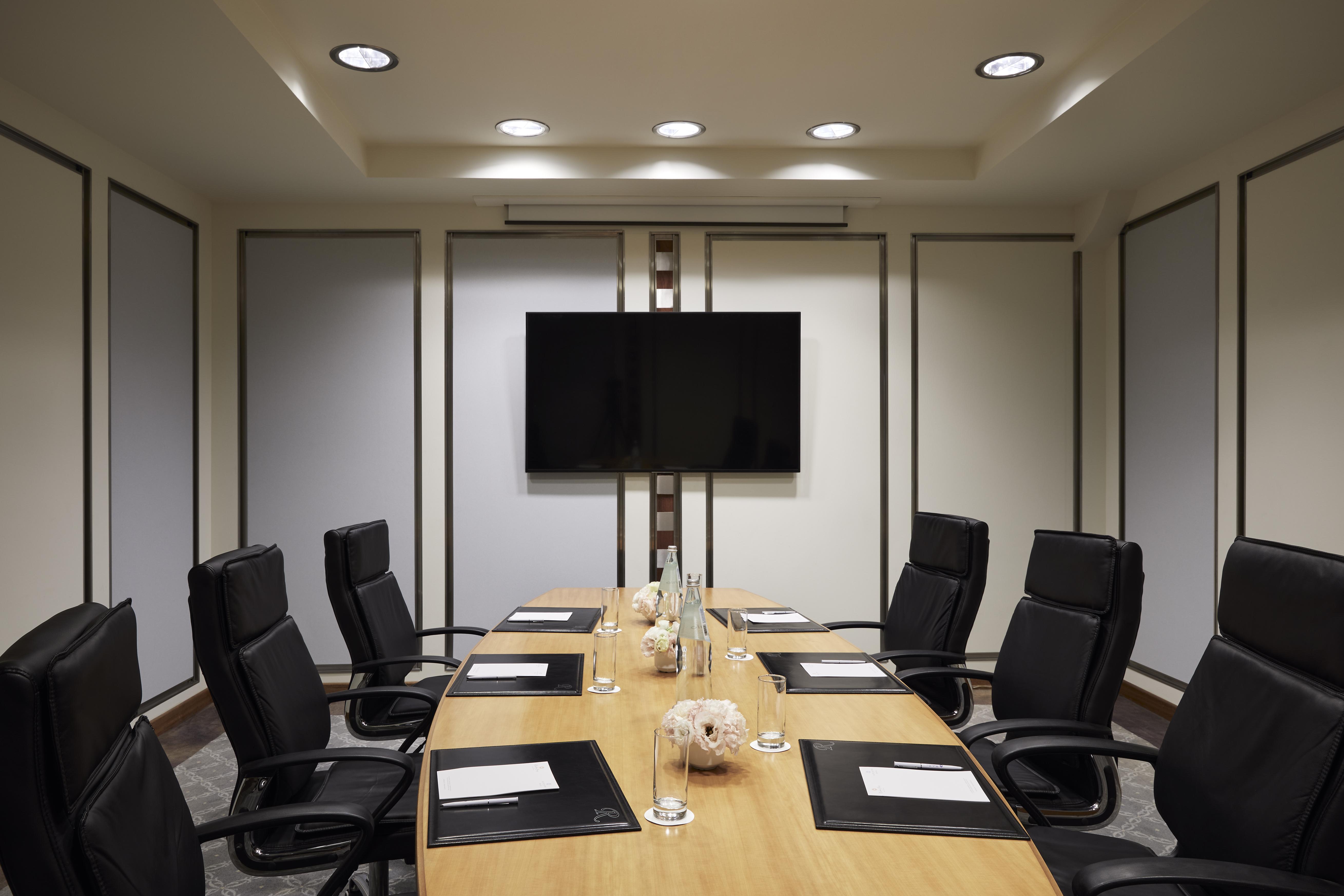 Amus Hotel & Spa Ixia  Exterior foto A boardroom at the InterContinental London Park Lane