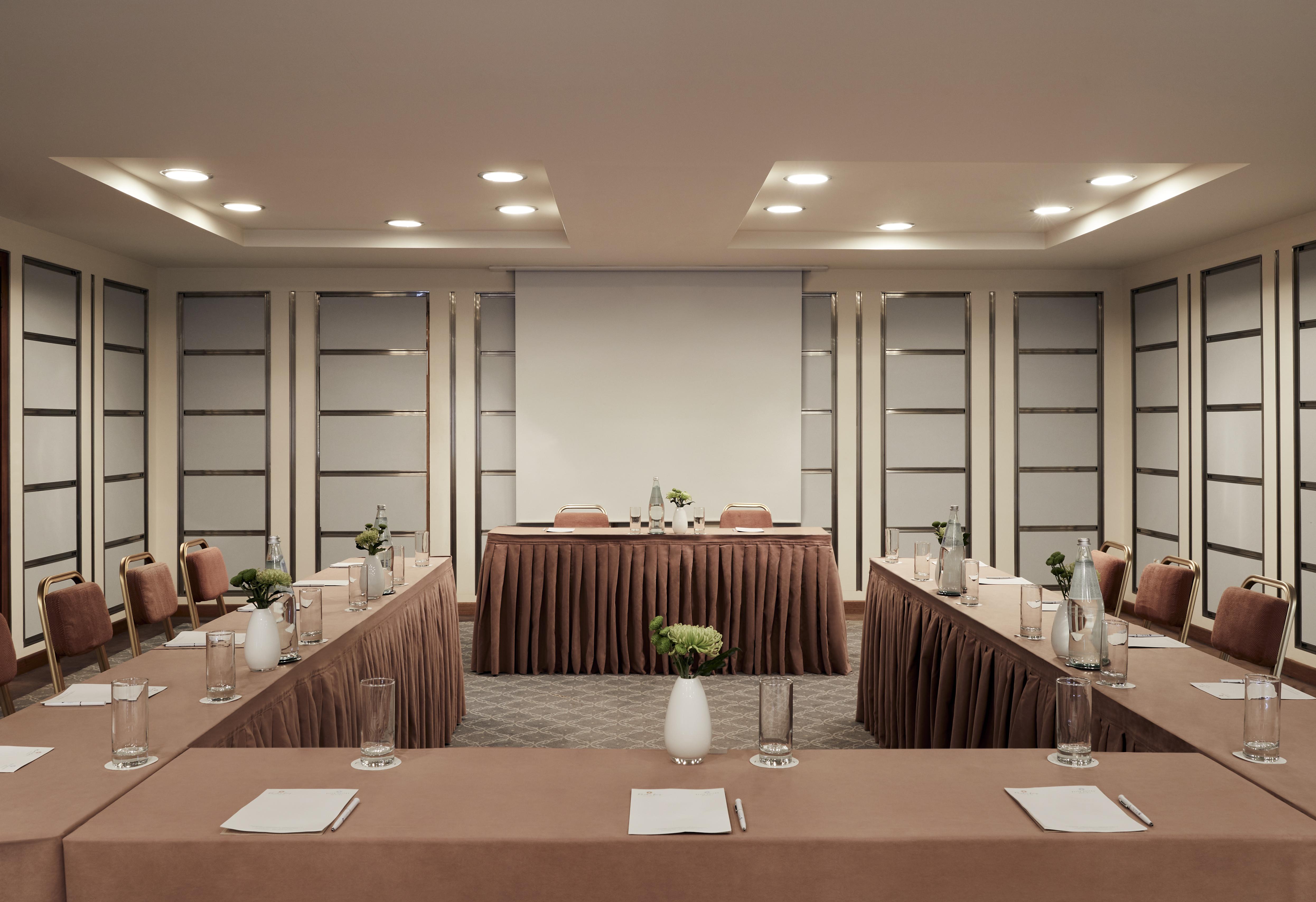 Amus Hotel & Spa Ixia  Exterior foto Meeting room