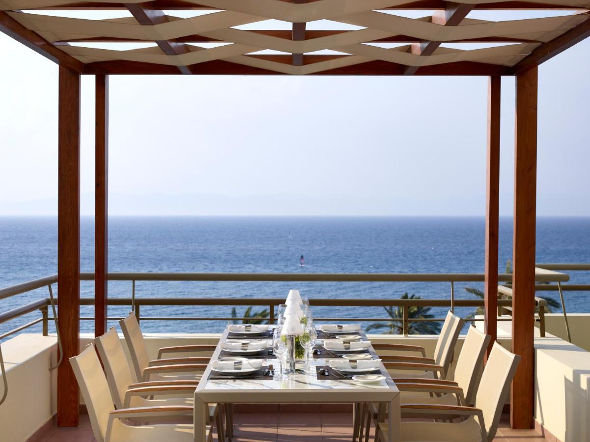Amus Hotel & Spa Ixia  Exterior foto The restaurant