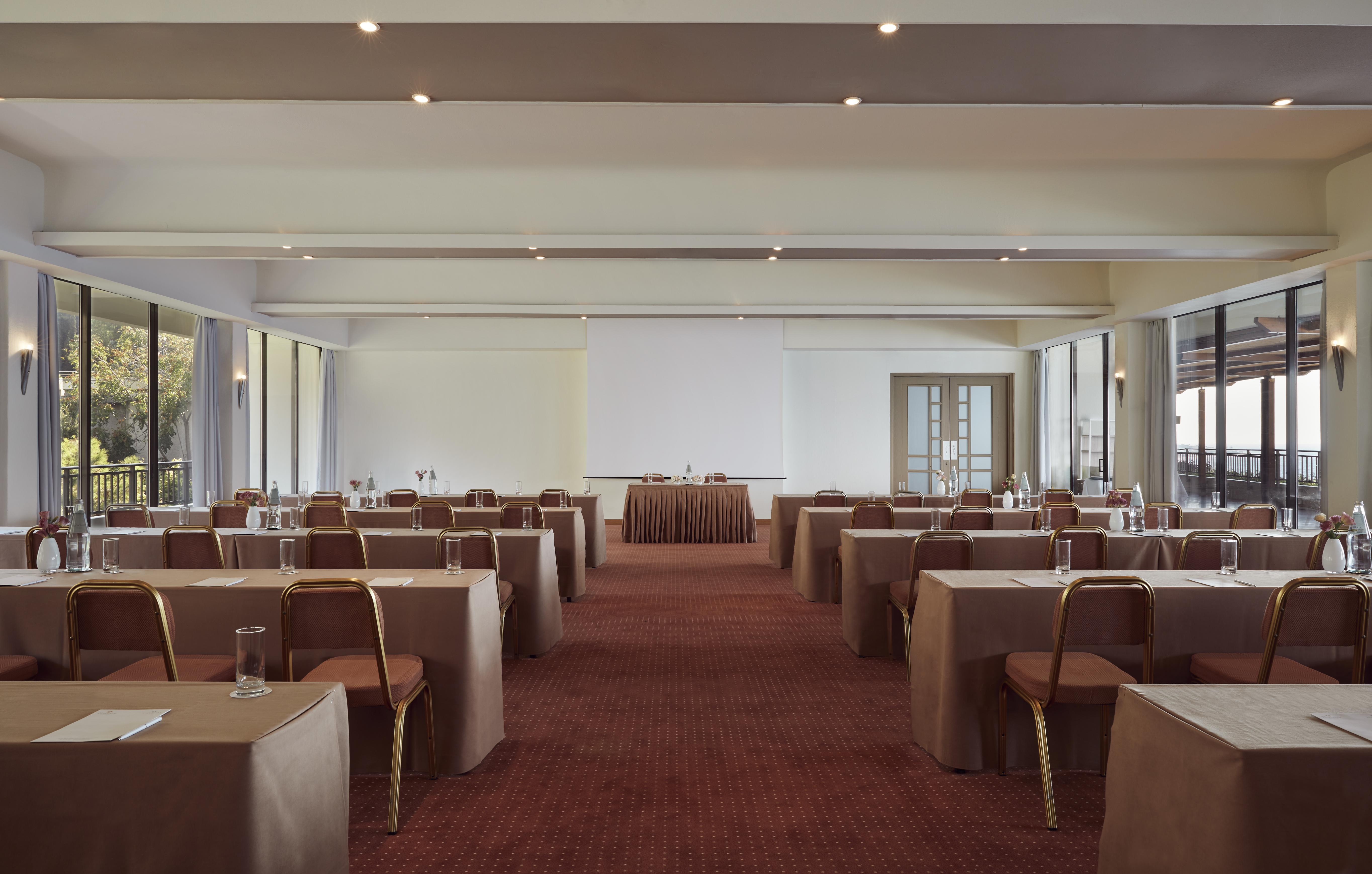 Amus Hotel & Spa Ixia  Exterior foto The meeting room