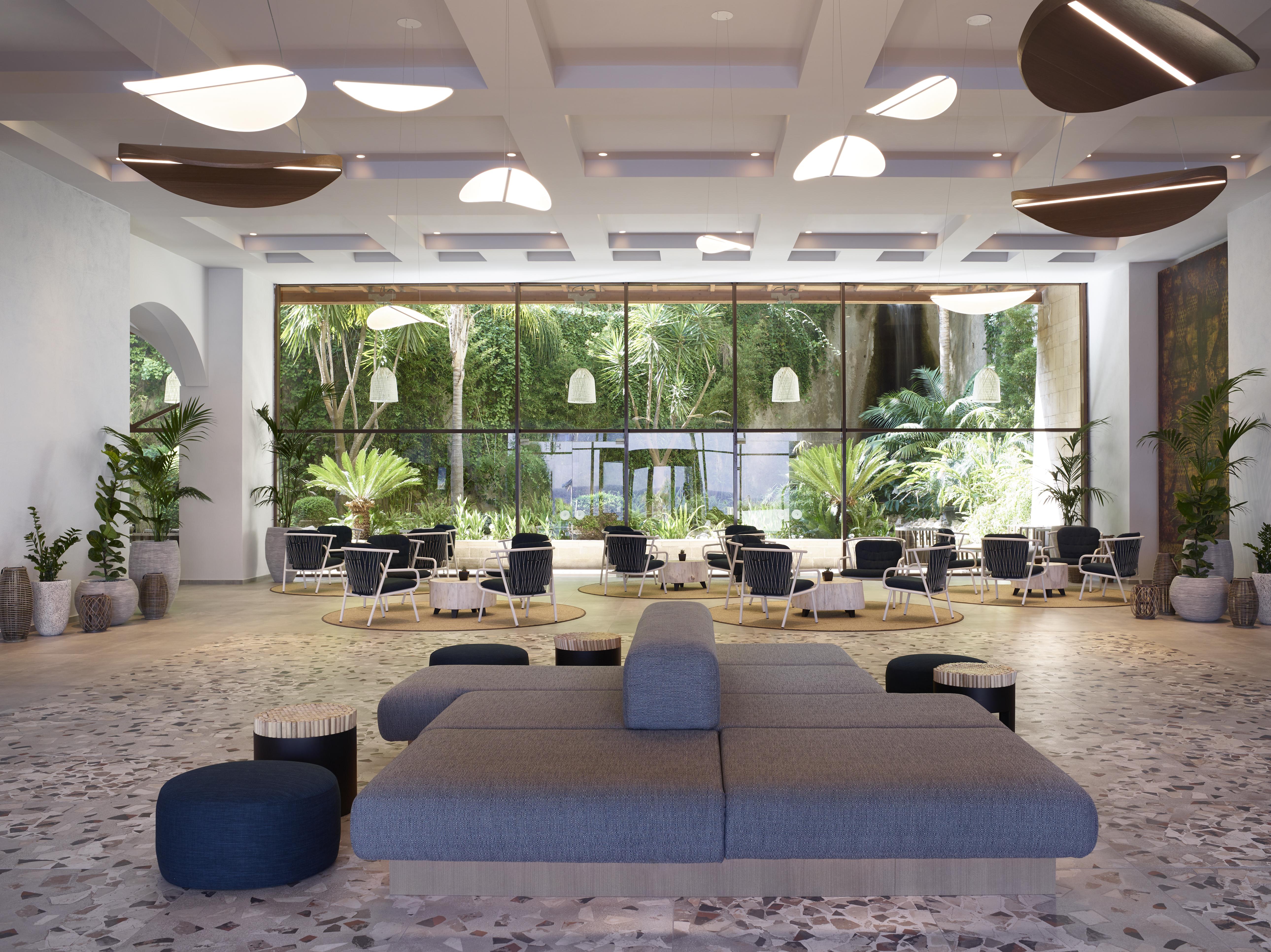 Amus Hotel & Spa Ixia  Exterior foto The lobby of the hotel