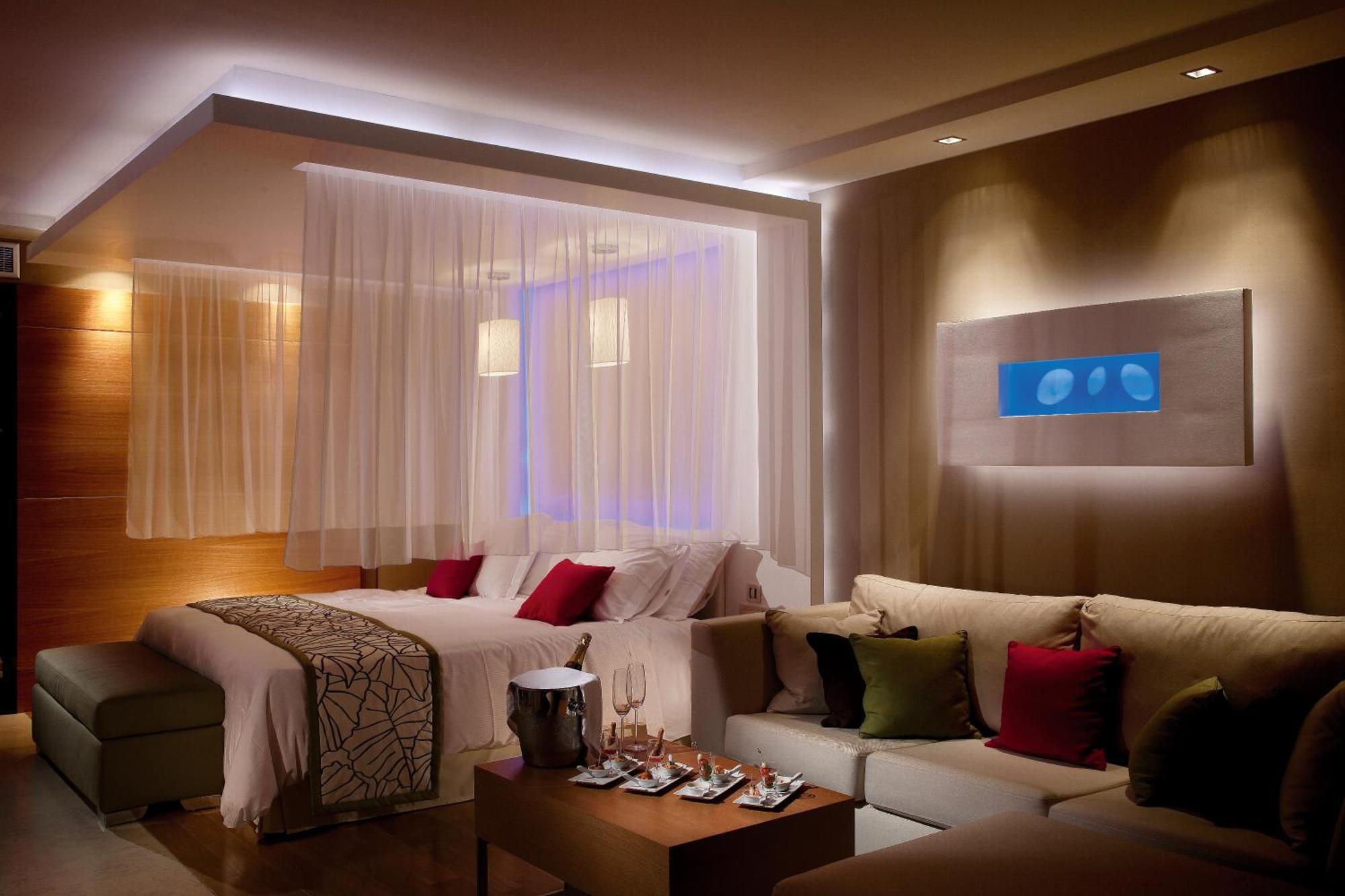 Amus Hotel & Spa Ixia  Exterior foto A room at the hotel