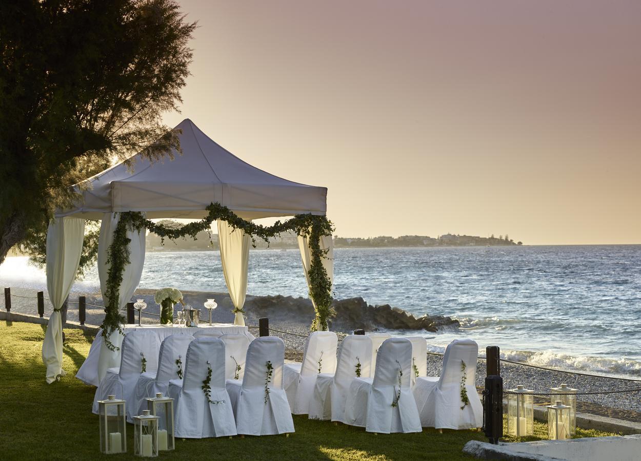 Amus Hotel & Spa Ixia  Exterior foto Wedding reception at the beach